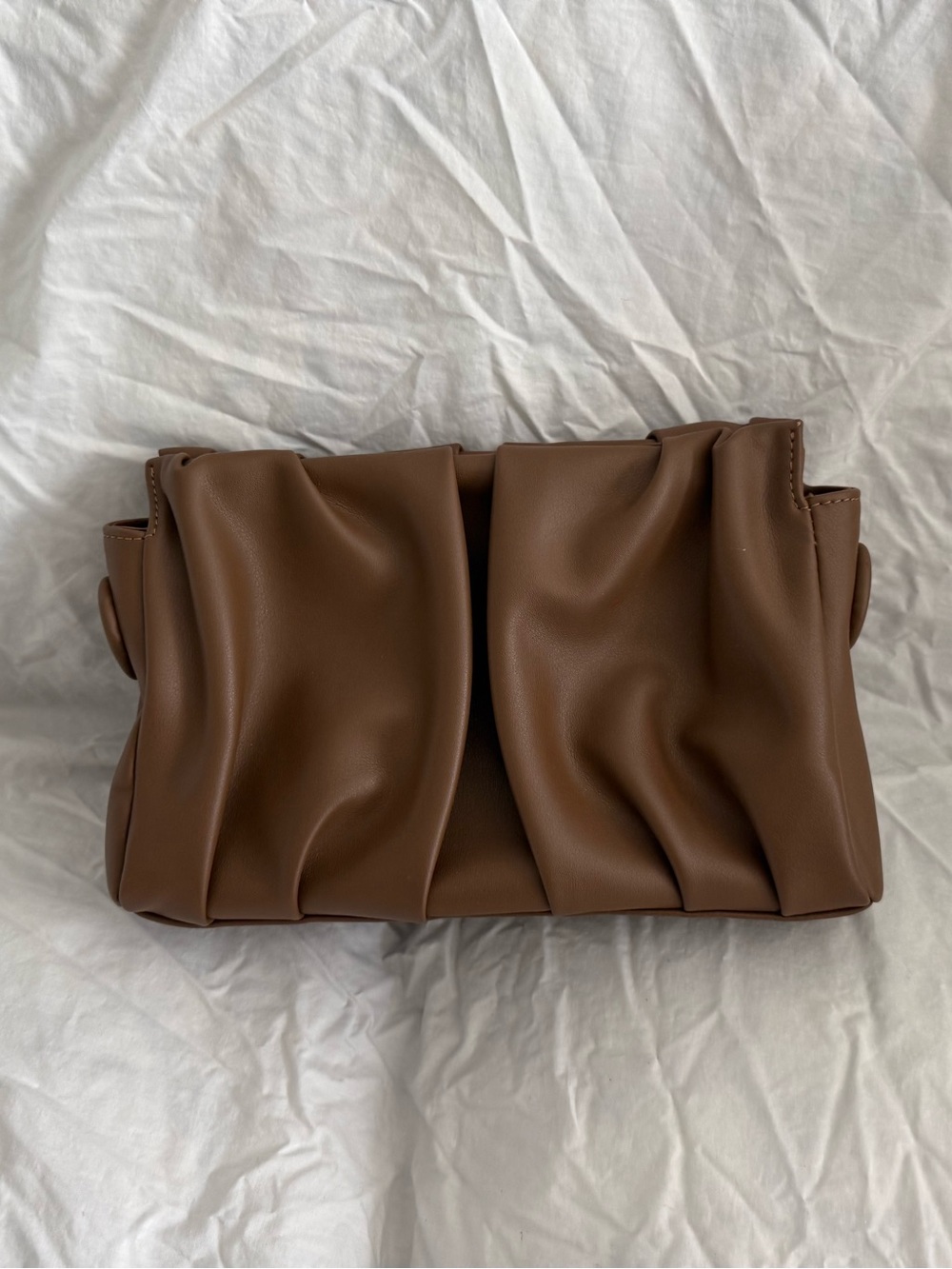 Brown Cloud faux Leather Clutch